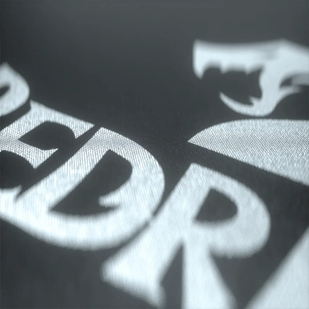 Detail of the smooth tracking surface and Redragon branding on the Redragon Flick P032 XL mousepad